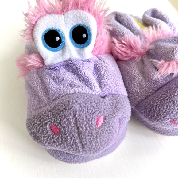 Stompeez Kids Unicorn Slippers Purple & Pink Size Medium Plush Slipper Shoes - Picture 3 of 16